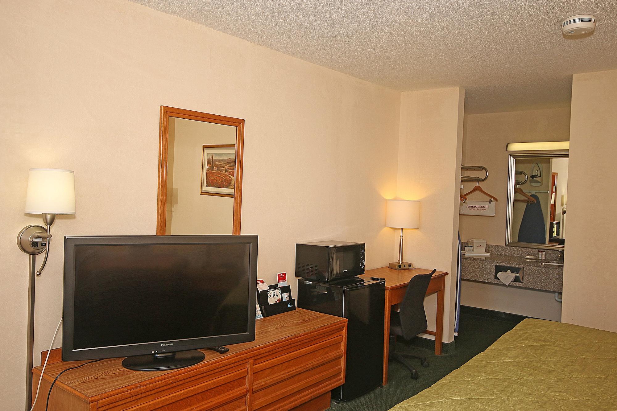 Ramada By Wyndham Wytheville Dış mekan fotoğraf