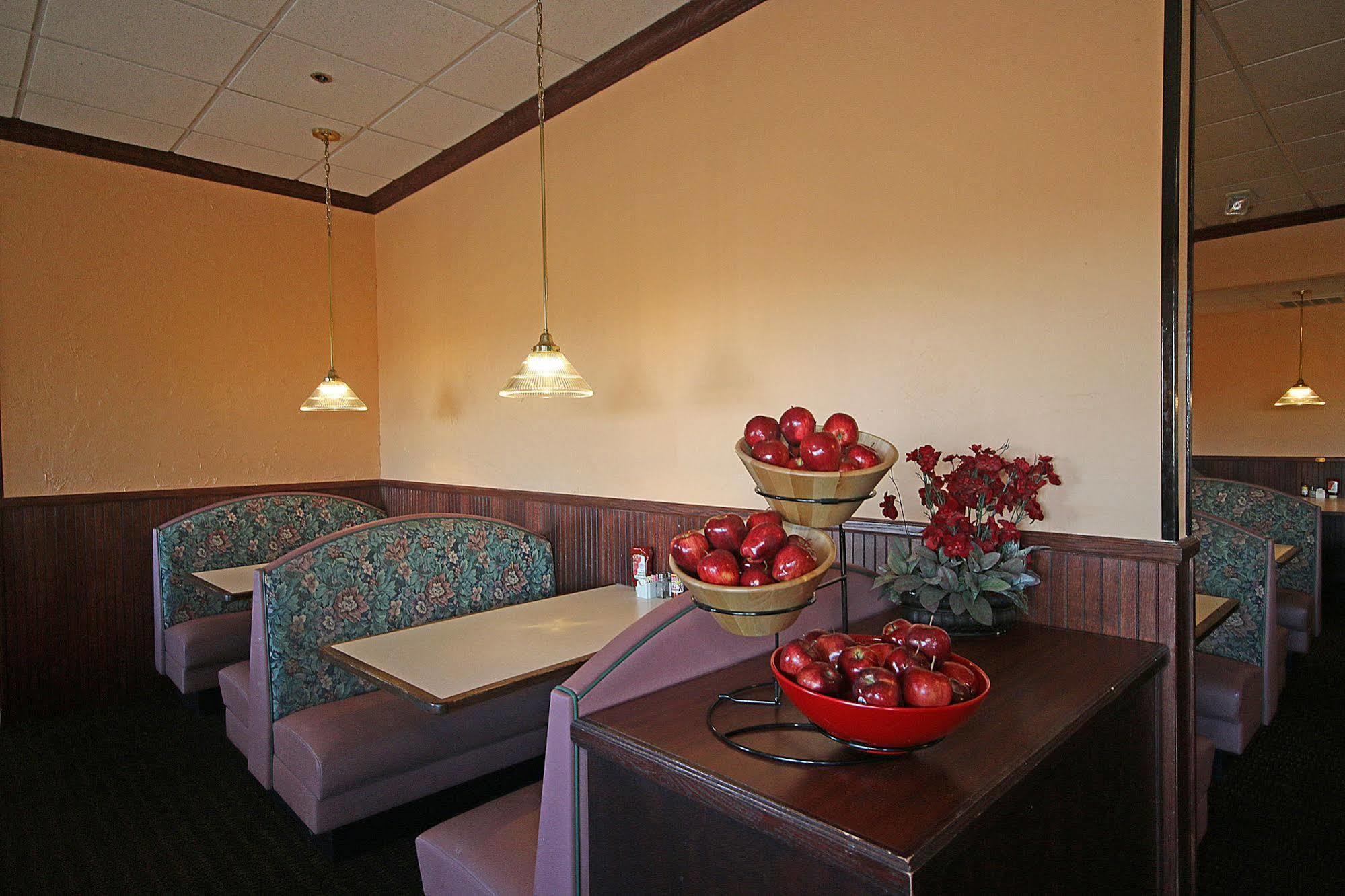 Ramada By Wyndham Wytheville Dış mekan fotoğraf
