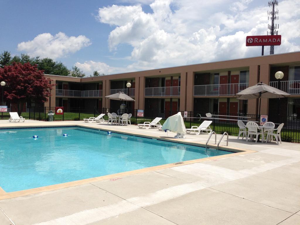 Ramada By Wyndham Wytheville Dış mekan fotoğraf