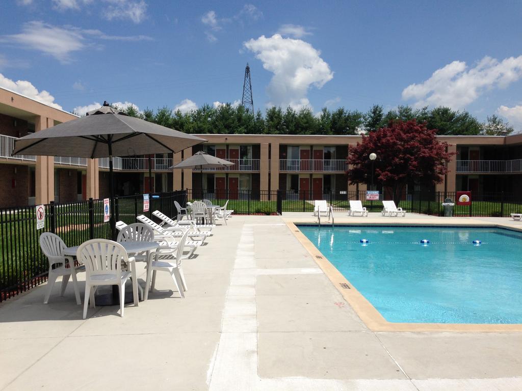Ramada By Wyndham Wytheville Dış mekan fotoğraf