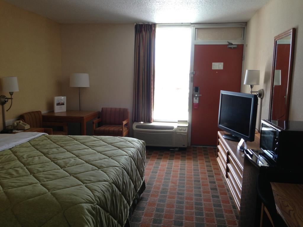 Ramada By Wyndham Wytheville Dış mekan fotoğraf